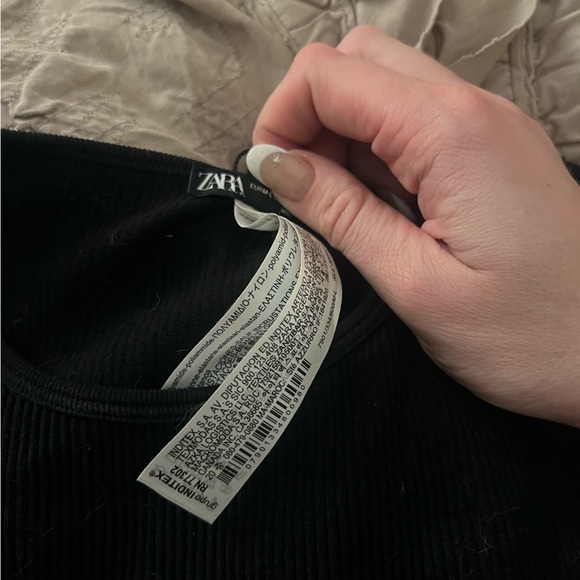 Zara Beaded Crop Long-Sleeve - Picture 6 of 7